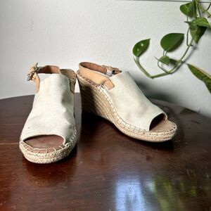 TOMS Women's Wedge Sandals 8.5 Natural Canvas Espadrille Peep Toe Heels Beige